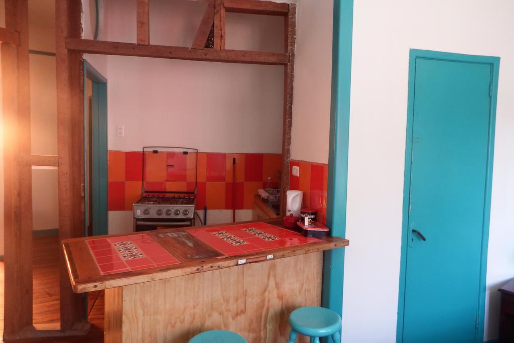 Casa Violeta Limon Valparaiso